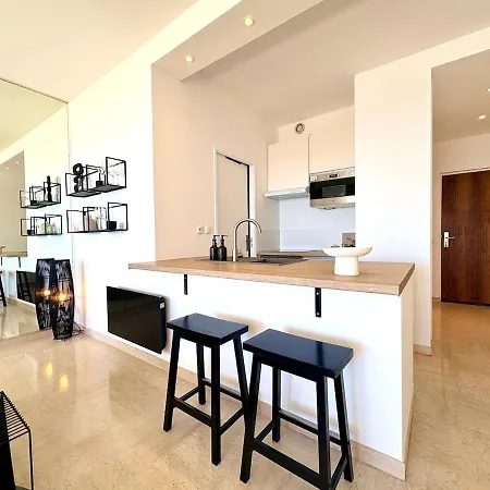 Le Marina 8